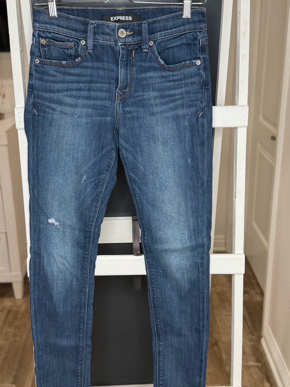 Express Women's Dark Blue Skinny Jeans